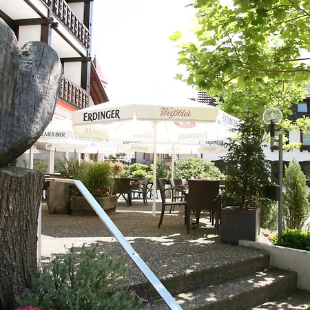 Pflug מלון Ottenhofen im Schwarzwald