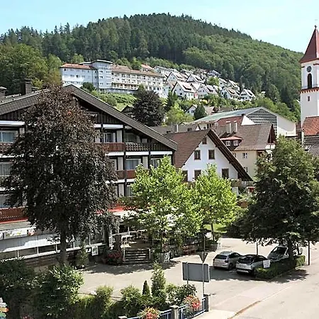 Pflug Hotell Ottenhofen im Schwarzwald