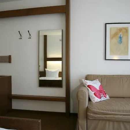 Pflug Hotel 3*