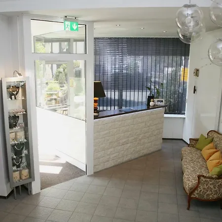 Pflug Hotel 3*
